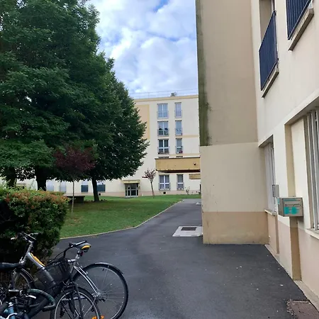 Appartement Simple Acces Direct Aeroport D'orly Prendre Le Bus 183 *